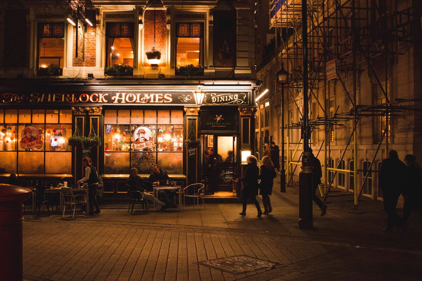 8 Haunted London Pubs