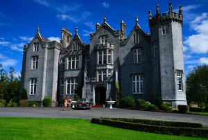 Kinnitty Castle Ghosts